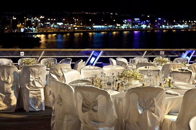 Wave Dancer Deluxe Night Cruise With Fireworks - Adults Only - Guest Experiences and Ratings
