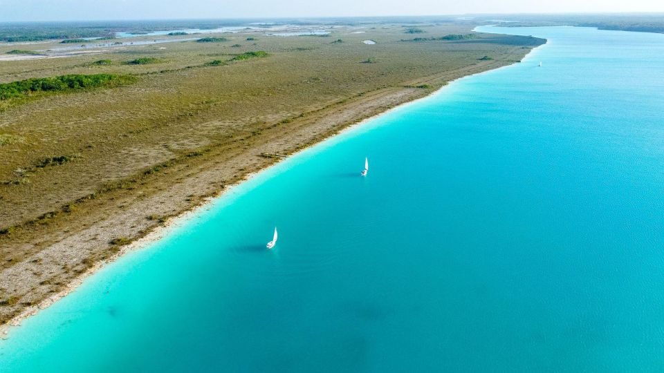 Bacalar Sailing and Snorkeling 4 Hour Day Trip - Beach Club Access