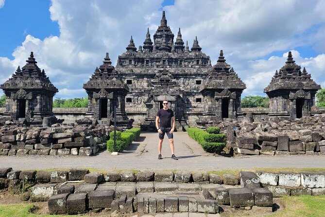 Borobudur Temple Climb to the Top & Prambanan Temple - 1 Day Tour - Highlights of Prambanan Temple