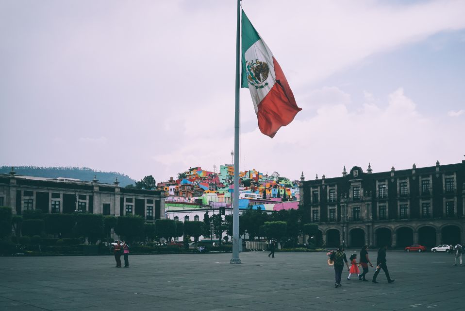 CDMX: Neighborhoods Contrasts Bus & Cable Car Private Tour - Cancellation Policy