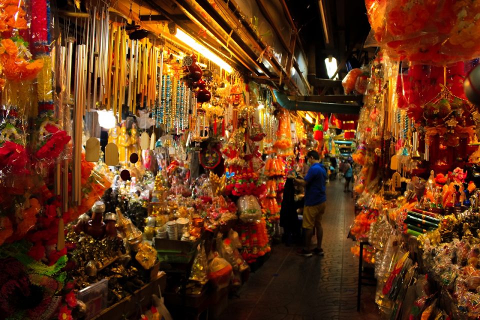 Chiang Mai: Market and Trishaw Ride Tour With Local Lunch - Useful Information for Participants