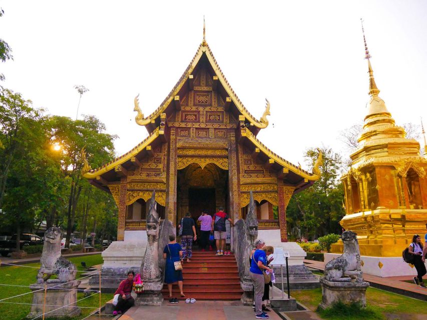 Chiang Mai: Temples and Street Food Night Tour by Tuk Tuk - Additional Considerations