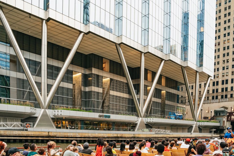 Chicago: Architecture River Cruise Skip-the-Ticket Line - Accessibility and Restrictions