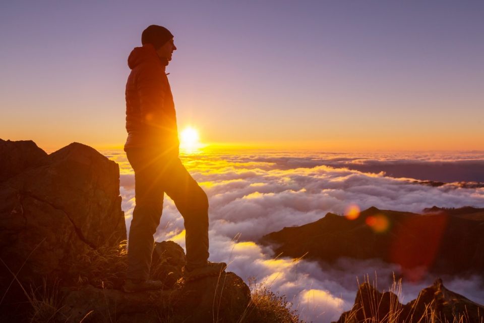 From Funchal: Pico Do Arieiro Sunset With Dinner and Drinks - Exploring Madeiras Third-Highest Peak