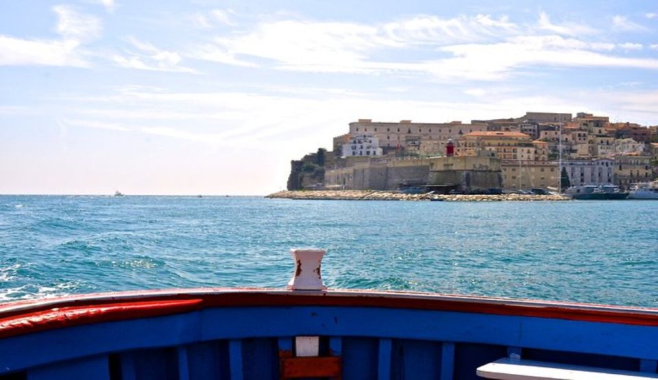 Gaeta: Private Cruise to Montagna Spaccata and Devil's Well - Boat Cruise to Sanctuary of Montagna Spaccata