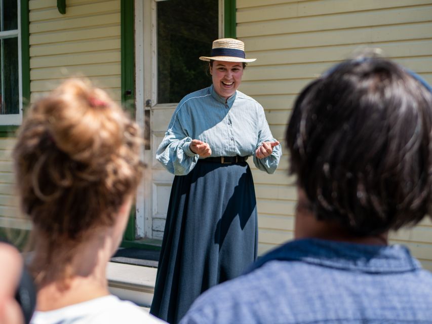 Grosse-Île: Irish Immigrant Memorial Cruise & Tour - Additional Transportation and Accessibility Information