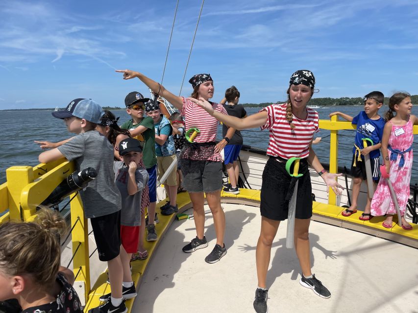 Hilton Head Island: Pirate Cruise on the Black Dagger - Meeting Point and Sea Pines Gate Pass