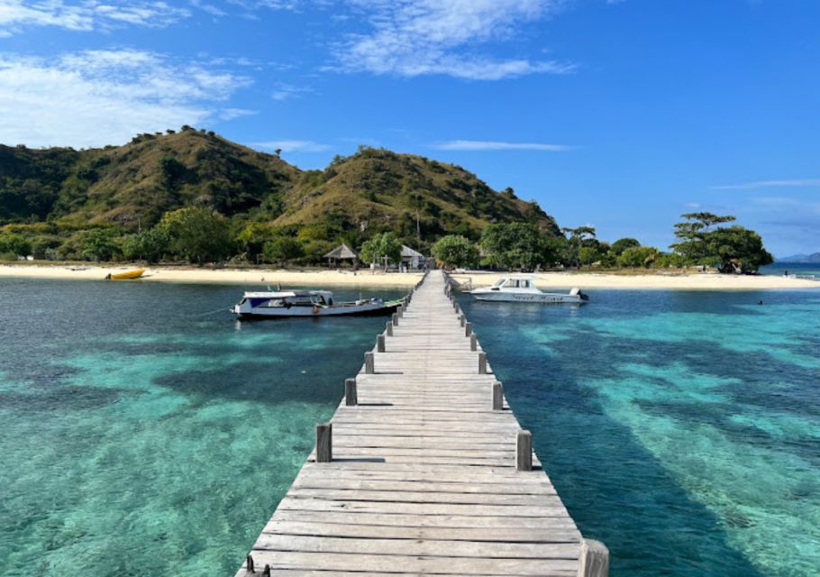 Komodo Island: 3D2N Private Speedboat, Land Tour & Hotel - Booking and Cancellation