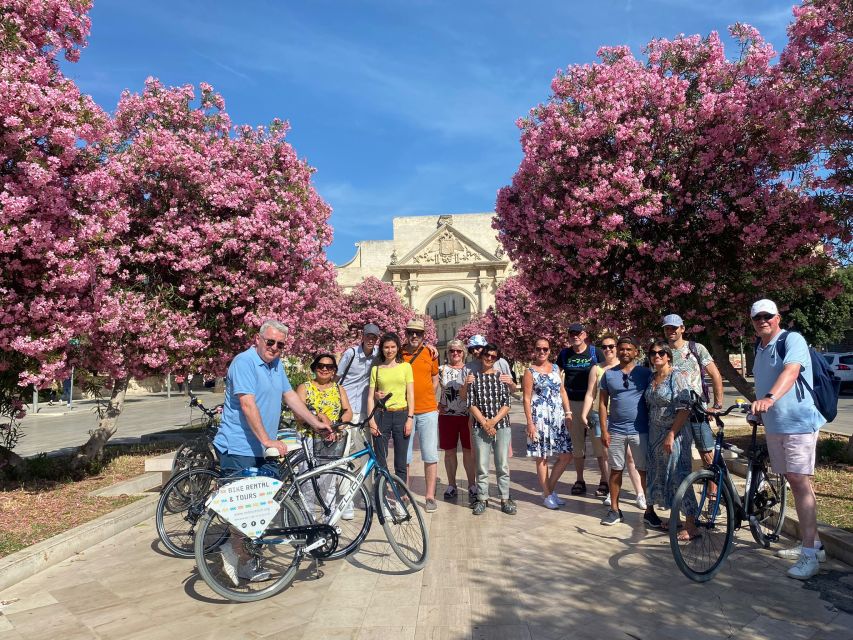 Lecce: City Highlights Guided Tour by Rickshaw - Booking and Cancellation Policy