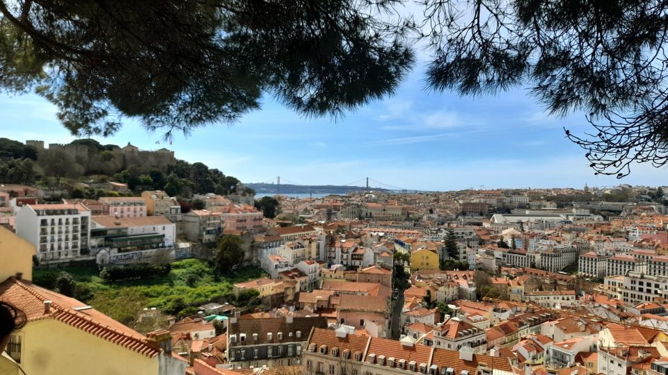 Lisbon: 3-Hour Sightseeing Tour by Tuk-Tuk - Stunning City Viewpoints