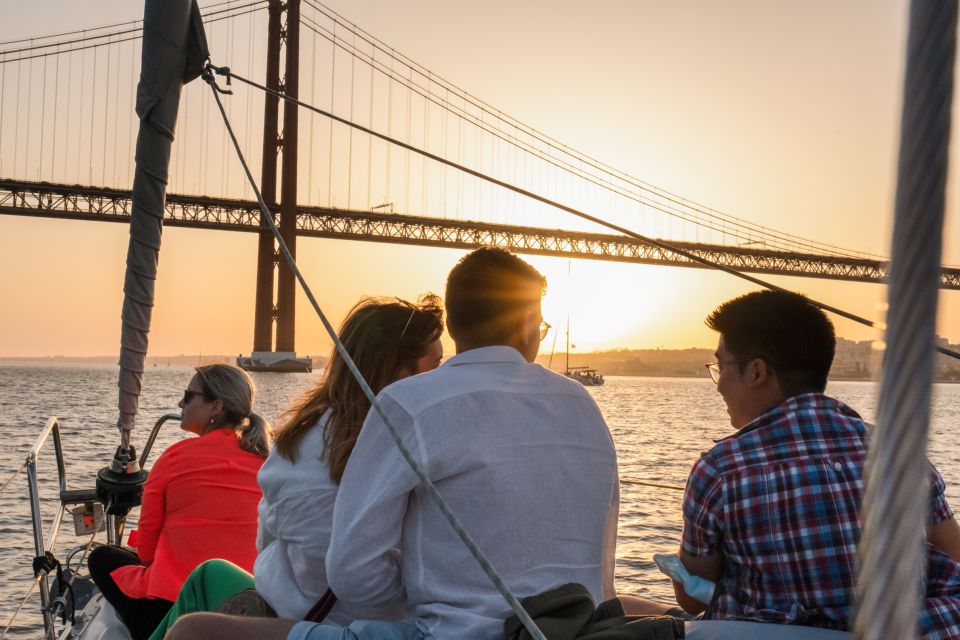 Lisbon: Daytime/Sunset/Night City Sailboat Tour With Drinks - Booking and Cancellation Policy