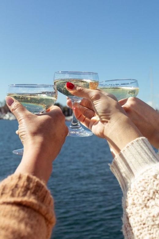 Marina Del Rey: Christmas Day Buffet Brunch or Dinner Cruise - Frequently Asked Questions