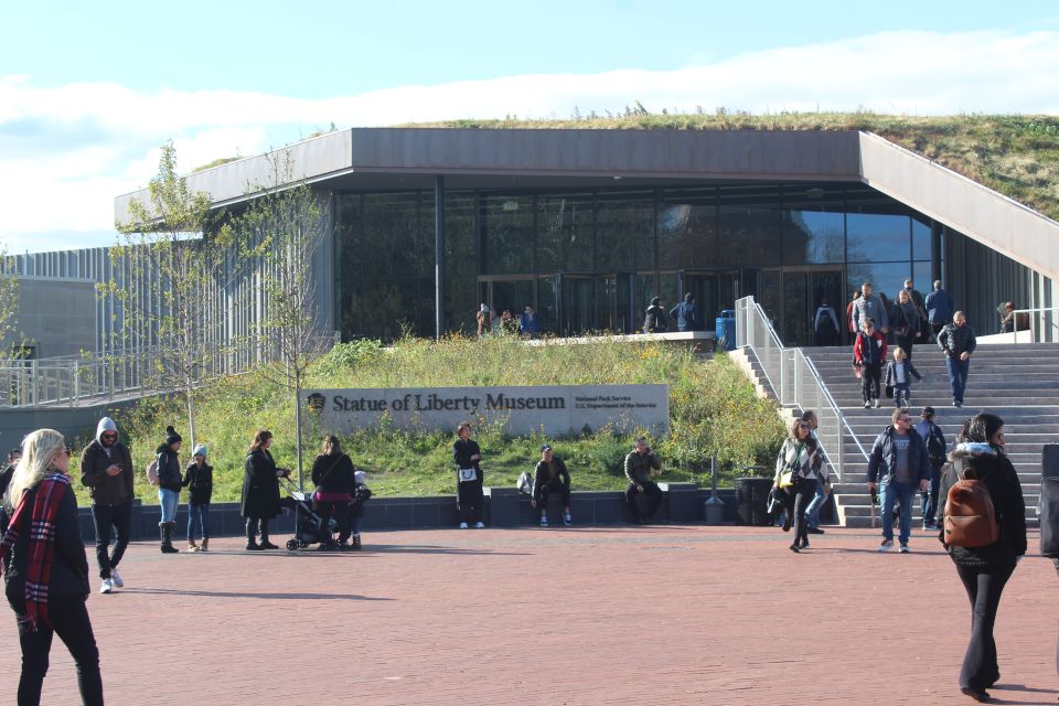 New York City: Statue of Liberty & Ellis Island Guided Tour - What to Expect