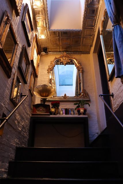 New York: Guided Walking Tour to Hidden Speakeasies - Attire and Photography