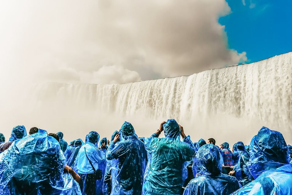 Niagara Falls, Canada: Boat Tour & Journey Behind the Falls - Preparing for the Tour