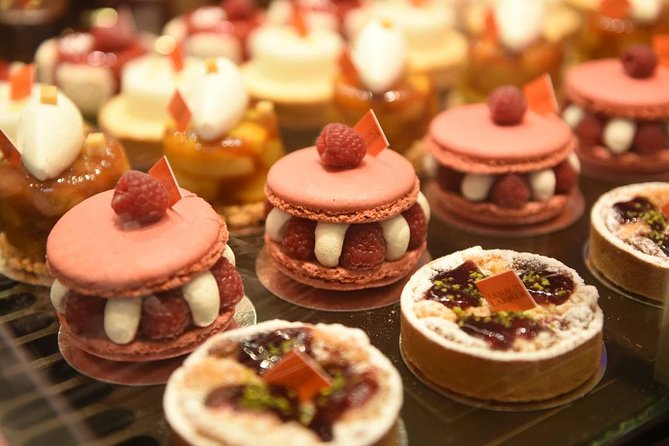 Paris Saint-Germain French Gastronomy Tasting Food Tour - Bread, Cheeses, and Olive Oils