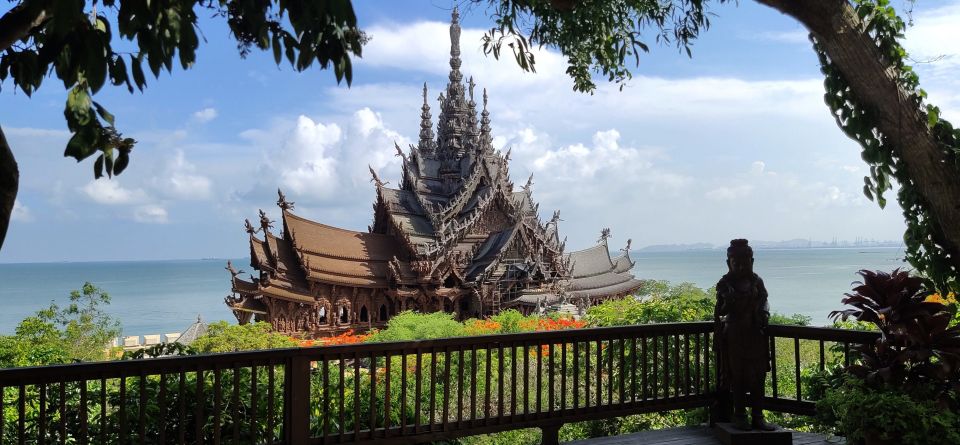 Pattaya: The Sanctuary of Truth Discounted Admission Ticket - Operating Hours and Admission