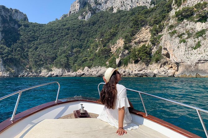 Private Boat Tour of Capri - Visiting the Blue Grotto