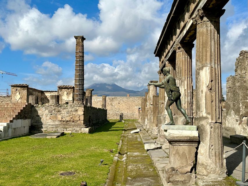 Private Excursion to Pompeii and to Vesuvius