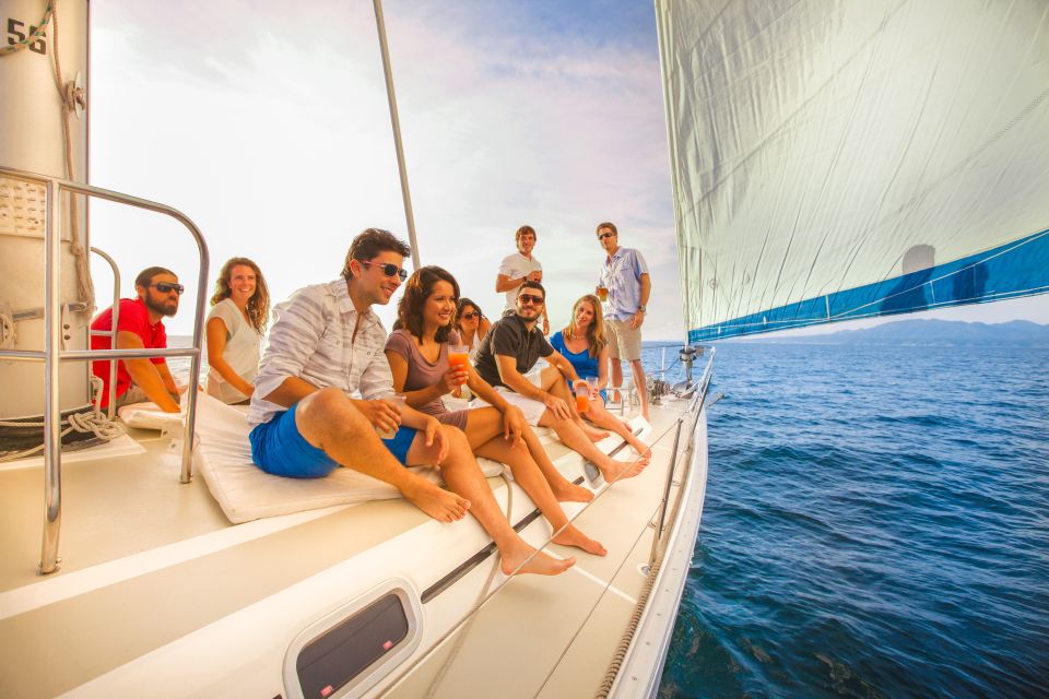 Puerto Vallarta: Bay of Banderas Luxury Sunset Sailing Tour - Local Flavors and Scenery