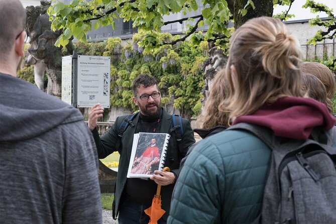 Salzburg Oldtown: Sightseeing Walking Tour With Licensed Local Guide - Recommendations and Souvenirs
