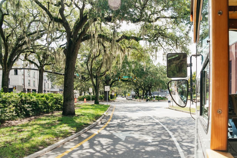 Savannah: History and Sightseeing Trolley Tour - Experiencing the Old South Charm