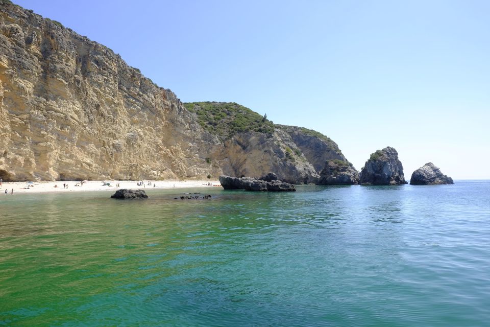 Sesimbra Cliffs: 1943 Traditional Boat Tour - Scenic Spots Along the Tour