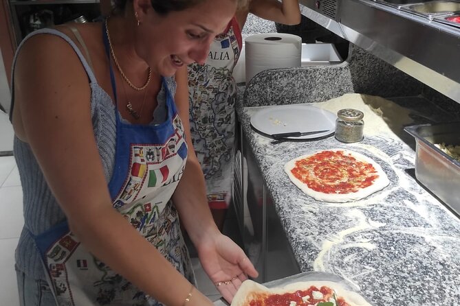 Small Group Naples Pizza Making Class With Drink Included - Small Group Size and Personalized Attention