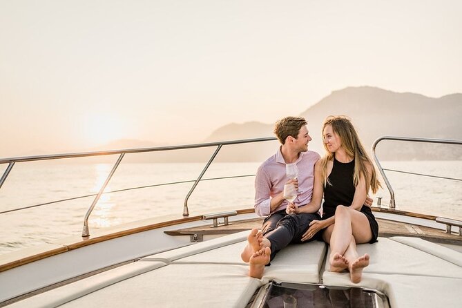 Small Group Tour to Positano by Boat at Sunset - Sunset Boat Cruise