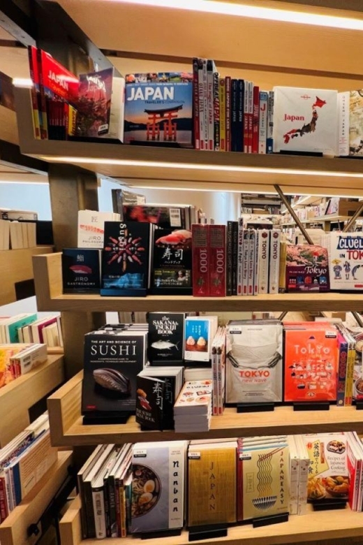 Souvenir Shopping and Wagyu Lunch in Ginza - Exploring Ginza Area