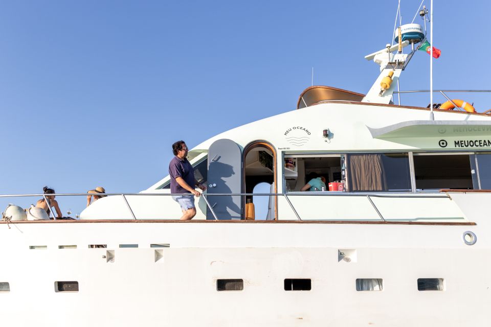 VIP Yacht Tour Lisbon - Tour Price