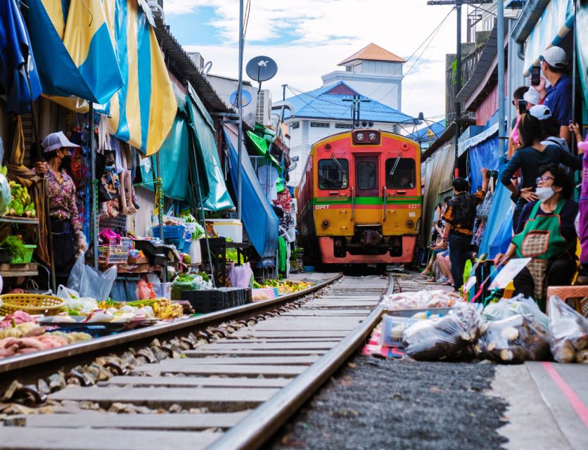 Bangkok: Damneon Saduak Floating & Train Markets Guided Tour - Frequently Asked Questions