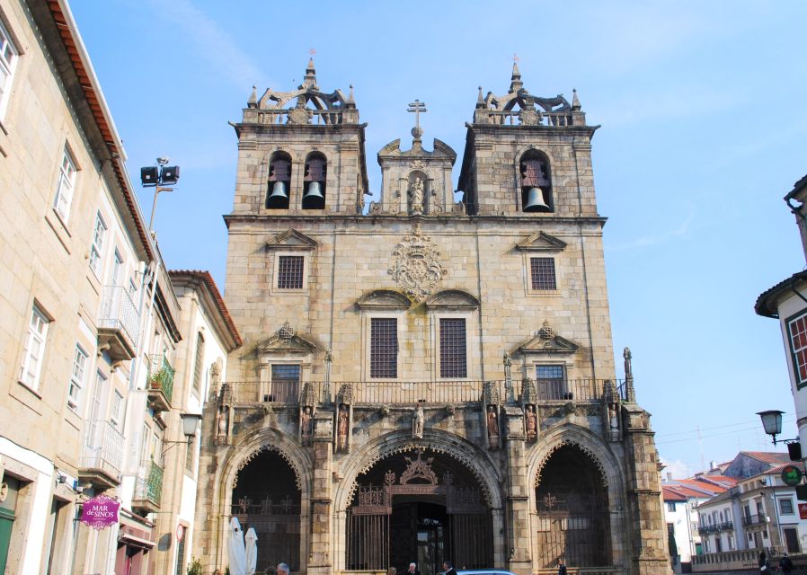 Braga & Guimarães: Premium Day Tour - Frequently Asked Questions