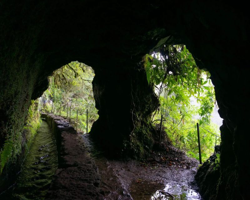 Caldeirão Verde Levada: Roundtrip Transfer & Hike - Frequently Asked Questions