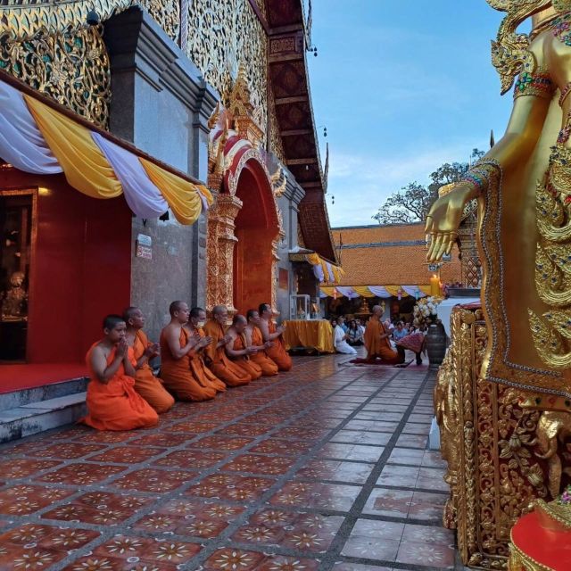 Chiang Mai: Wat Pha Lat & Wat Phra That Doi Suthep Tour - Frequently Asked Questions