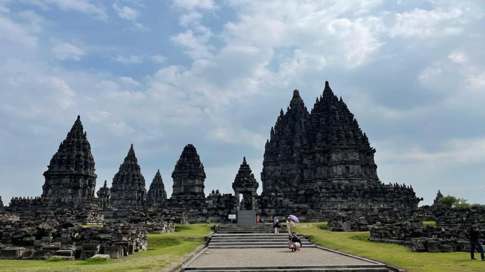 Day Trip Borobudur & Prambanan From Yogyakarta - Frequently Asked Questions