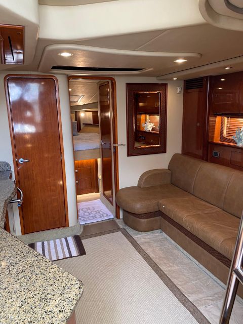 ⭐️⭐️⭐️⭐️⭐️ Private 🛥️ Yacht Rentals ⏰ 2h 🍾 Champagne Gift - Frequently Asked Questions