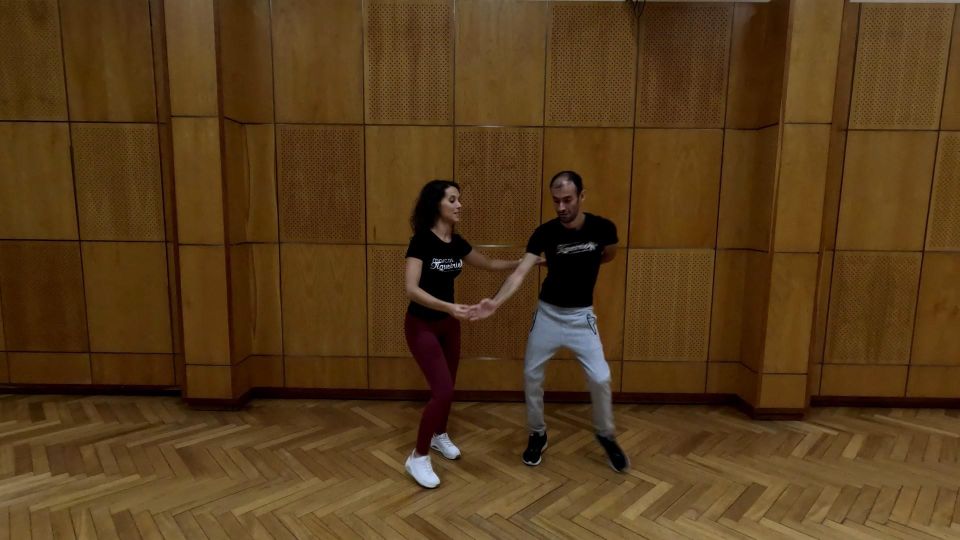 Faro: Private or Group Dance Lessons (Salsa, Bachata, Kizomba) - Frequently Asked Questions