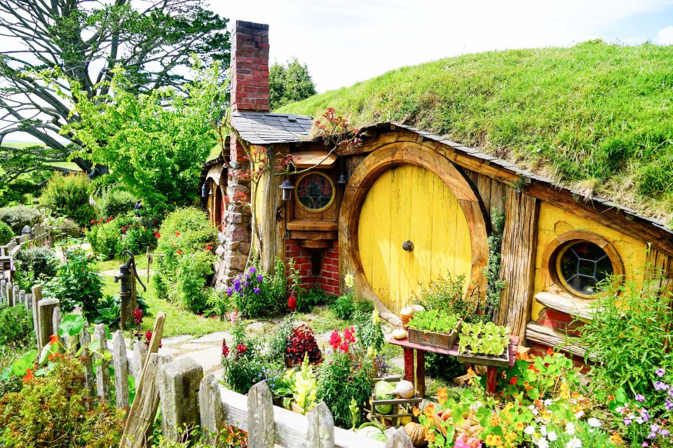 From Auckland: Hobbiton & Rotorua Tour With Lunch at Te Puia - Frequently Asked Questions