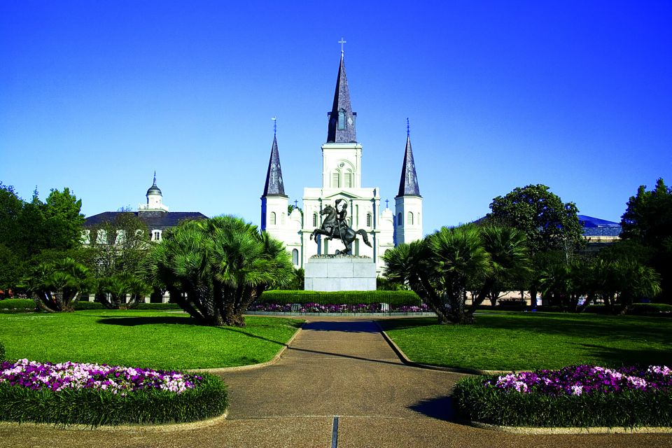 New Orleans: 2.5-Hour City & Cemetery Tour by Bus - Unique Burial Procedures