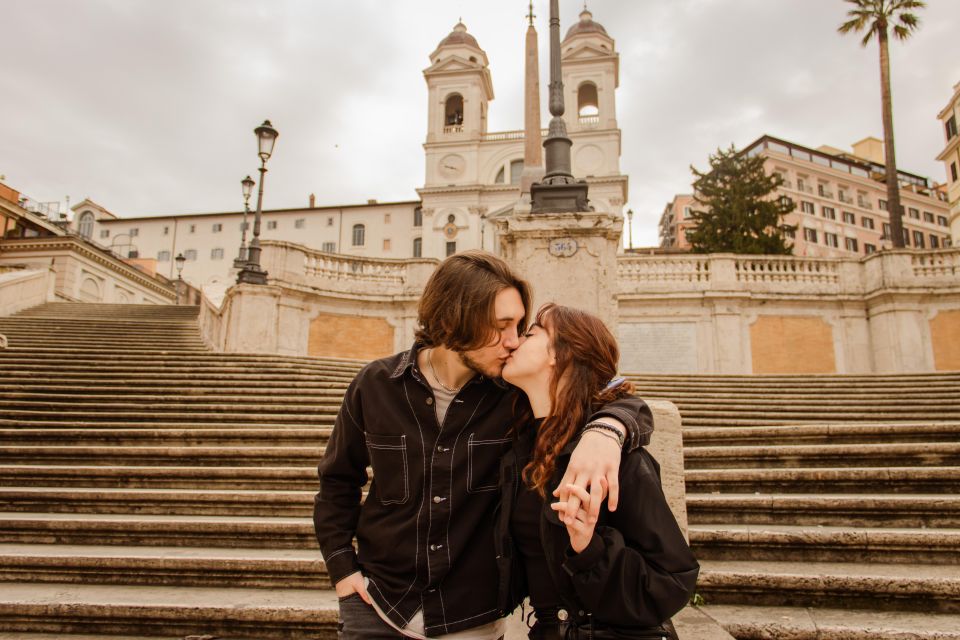 Rome: Romantic Photoshoot at Spanish Steps and Pincio - Key Points