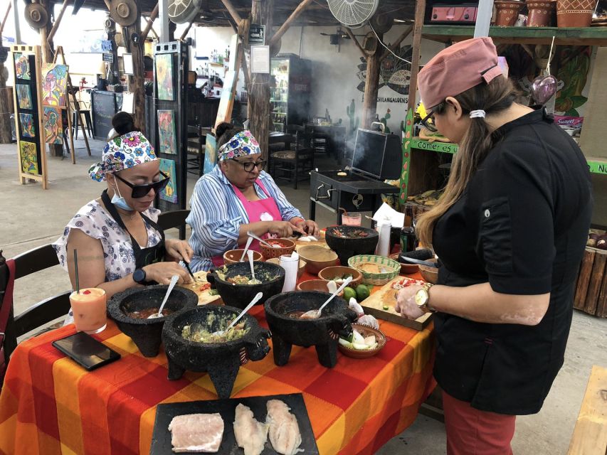 San Jose Del Cabo: Cooking Class + Margaritas & Mezcal Tasting - Authentic Mexican Cuisine Preparation