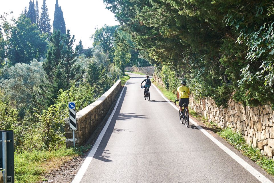 Tuscany Hills Bike Tour With Lunch at Farm and Wine Tasting - Frequently Asked Questions