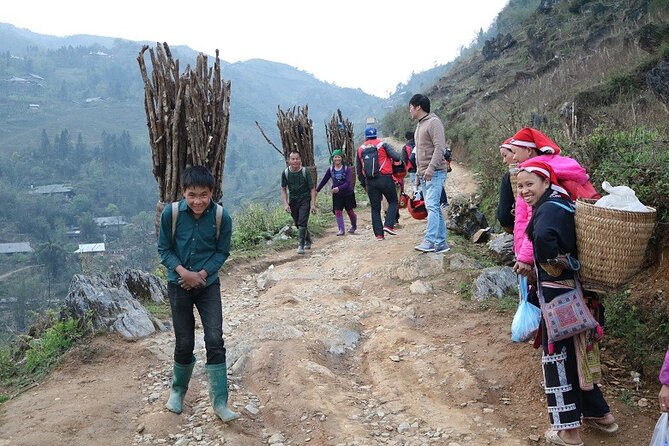 A Glimpse Of Sapa Motorbike Tour Off the Beaten Path 4,5 Hours - Overview of the Tour