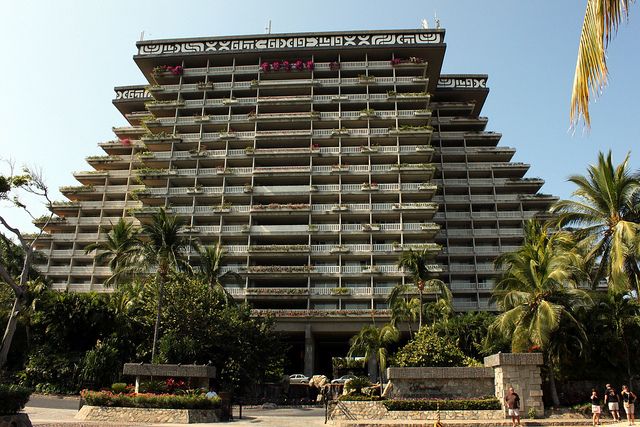 Acapulco City Tour With Cliff Divers - Key Points