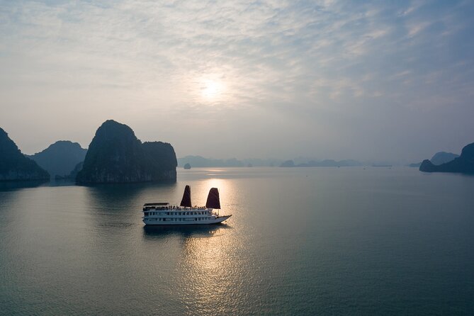 Bai Tu Long Bay Cruises Peaceful and Cozy Group Boat 2D1N - Key Points