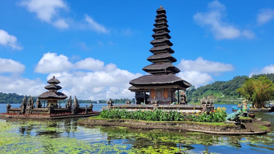 Bali: Best of Ulun Danu Bratan and Tanah Lot Temple Tour - Key Points