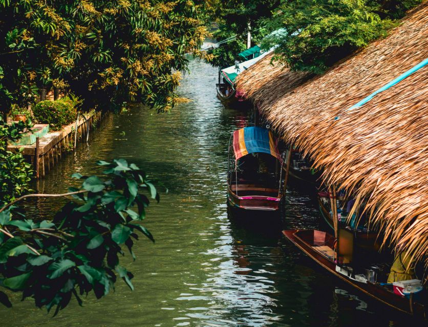 Bangkok: Damneon Saduak Floating & Train Markets Guided Tour - Key Points