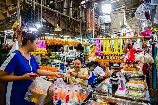 Bangkok Night Bike With Flower Market and Grand Palace - Key Points