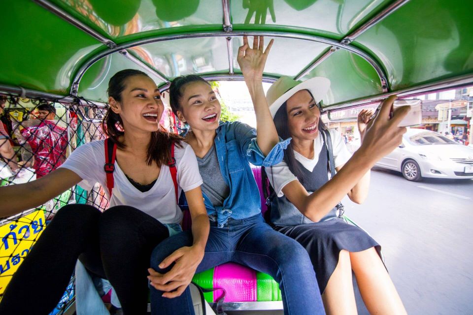 Bangkok: Tuk Tuk Urban Odyssey (Public Tour) - Tour Duration and Group Size